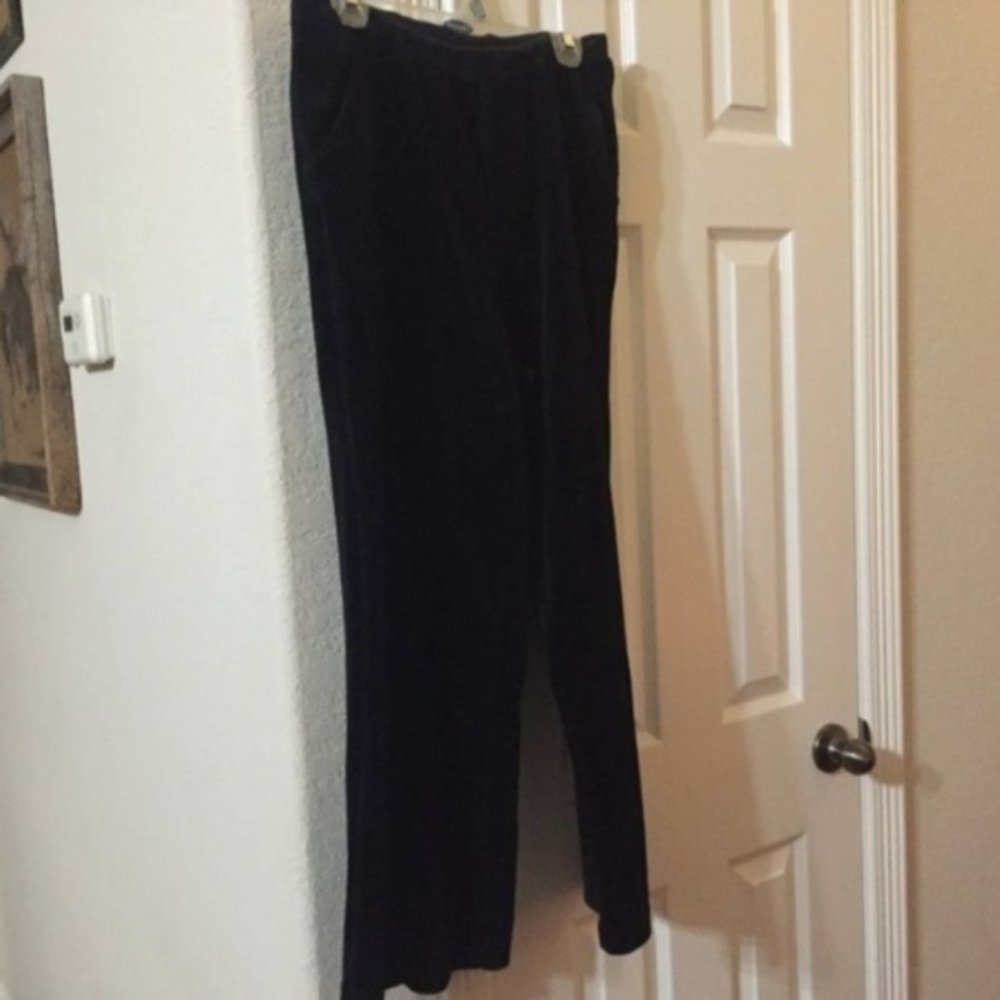 Eddie Bauer black elastic waist velour pants L